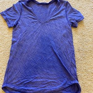 Lululemon purple t shirt